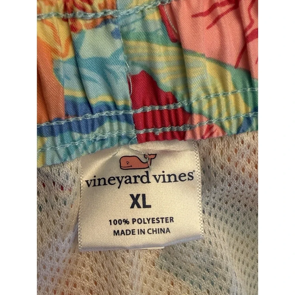 Vineyard Vines Men's XL Floral Swim Trunks Drawstring Mesh Lined Beach Cruise
